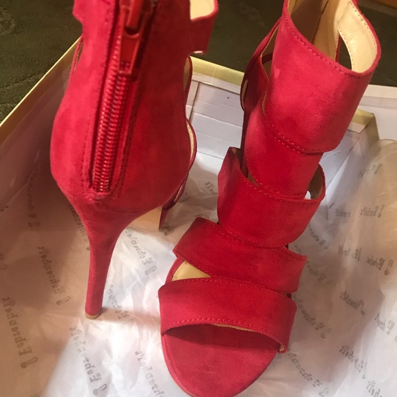 Fahrenheit Divina Red Platform Sandal - Picture 2 of 4